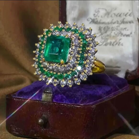 Elegant Two-tone Sparkling crystal ring sz 9 - Picture 8 of 12